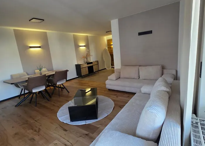 アパート Moderne 2 *